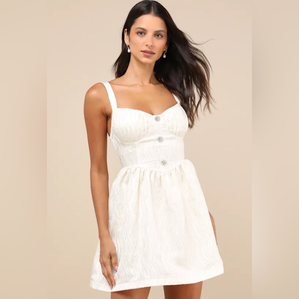NWT Charmingly Precious Cream Pleated Textured Bustier Mini Dress | Size Large